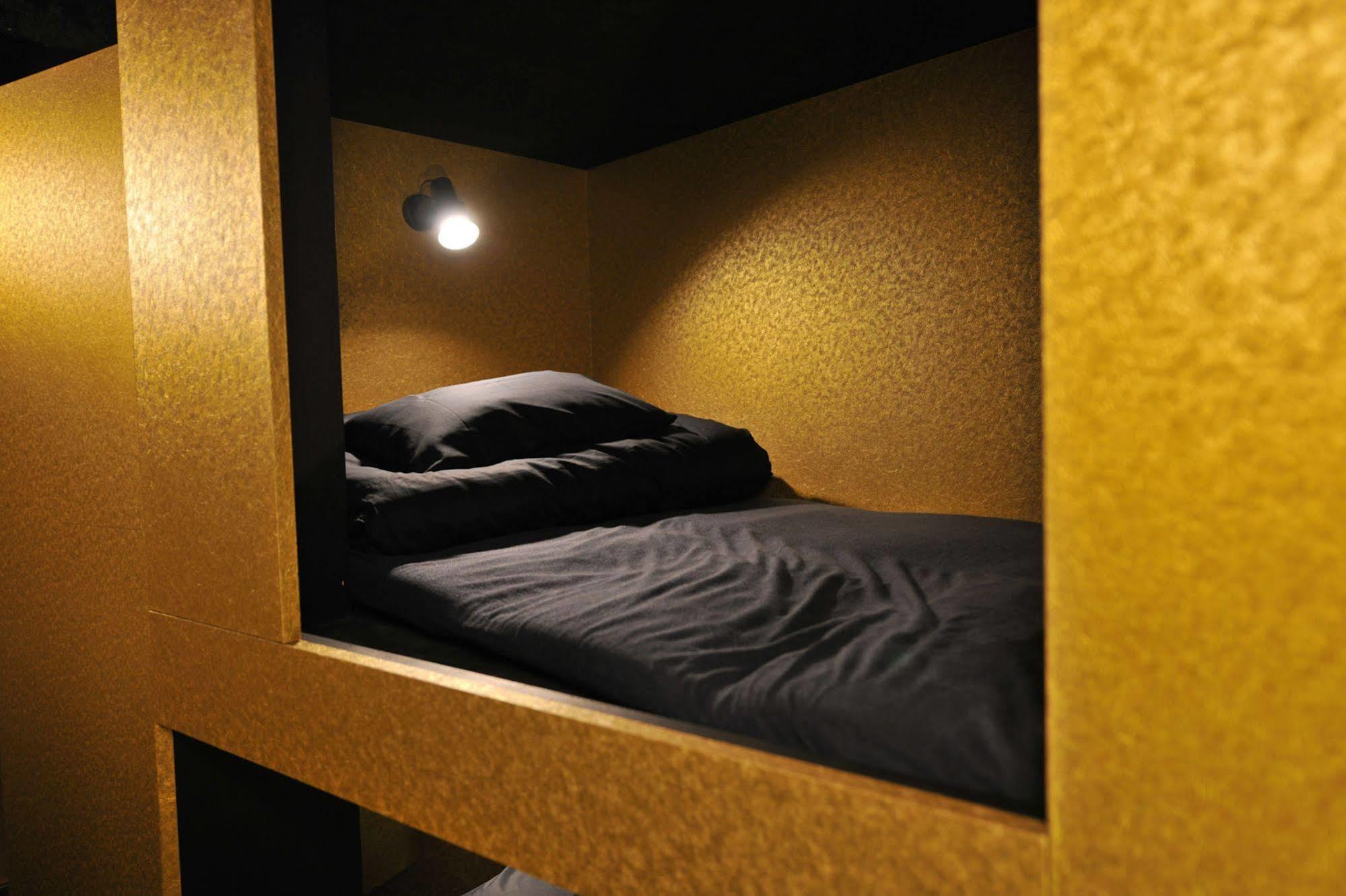 Khaosan World Namba Hostel Oszaka Kültér fotó